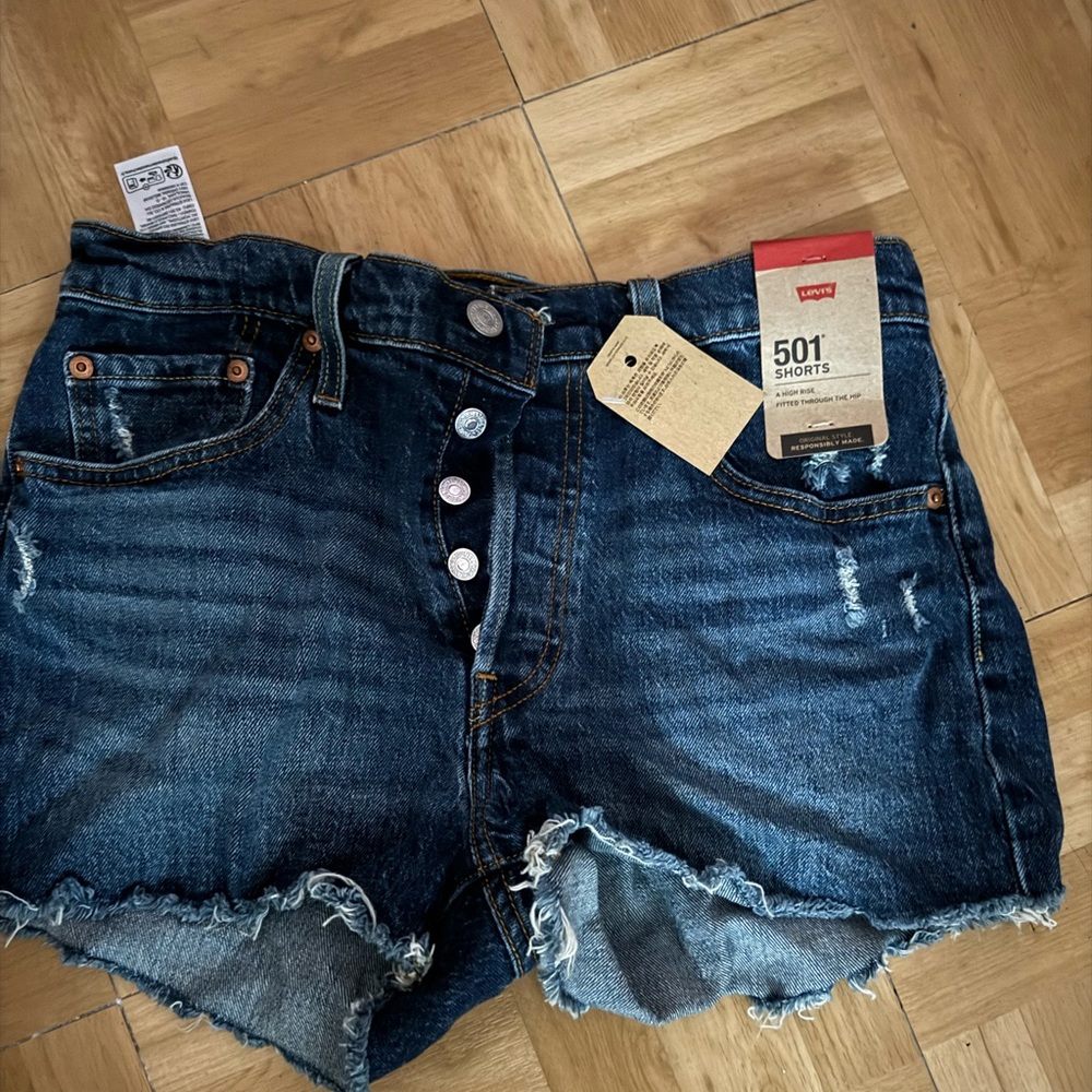 Women’s Levi’s shorts